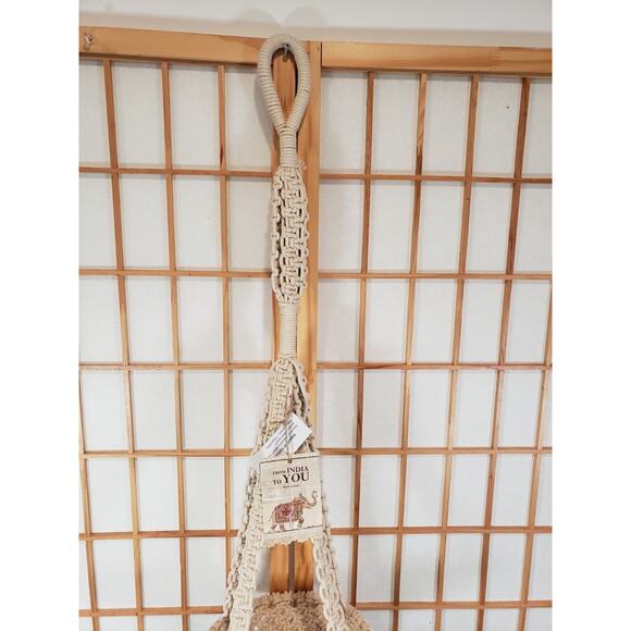 Handmade Macrame Plant Hanger 44” long 29" to plate 8.5 Diameter -Made in India - Picture 5 of 10